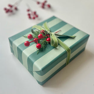 Large Red Berry Pick Present Toppers (pack of 3)