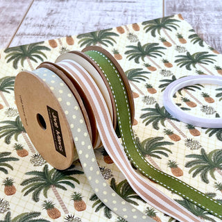 Palms and Pineapple Gift Wrapping Set